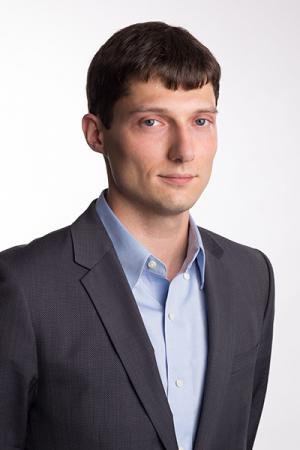 The TCHPC Award recognizes Assistant Professor Edgar Solomonik for, among other things, his research group's &quot;development of the CYCLOPS library for tensor computations. ... CYCLOPS has enabled groundbreaking simulations of electronic structure and quantum circuits, while also being applied to graph and data analysis.â€